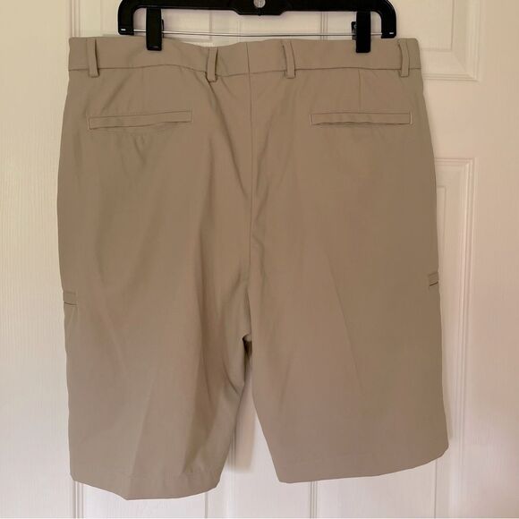 Walter Hagen Active Golf Shorts- Men 36 - Picture 5 of 6